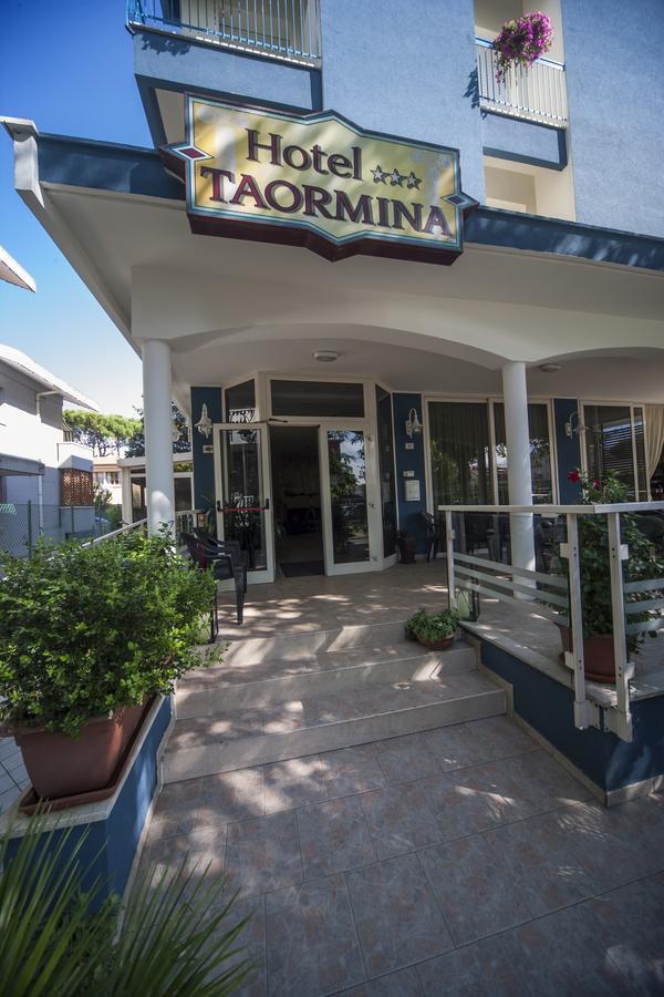 Hotel Taormina Riccione Exterior foto