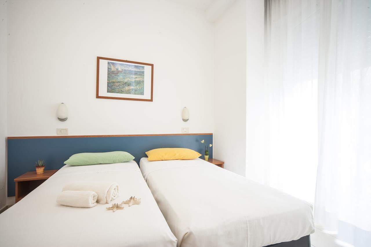 Hotel Taormina Riccione Exterior foto
